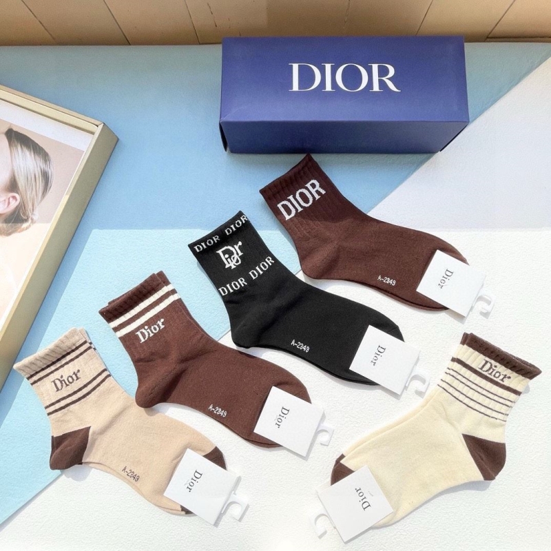 DIOR